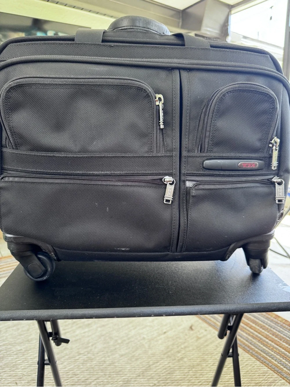 Tumi Wheeled Expandable Briefcase Bag Professional Carry-On